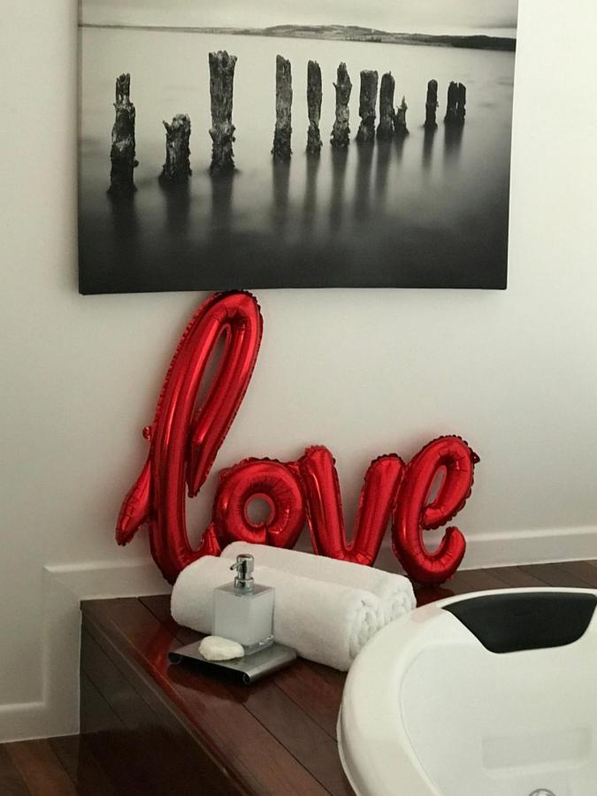 Amore On Buderim Rainforest Cabins Sunshine Coast Bagian luar foto